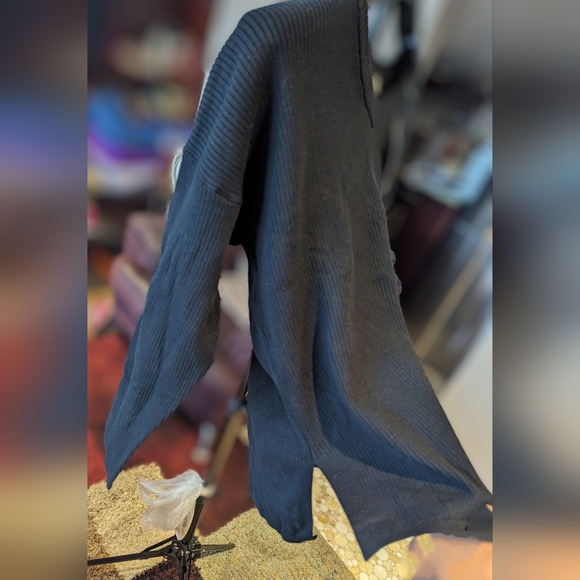 S: Elle Knit Sweater - Picture 5 of 6